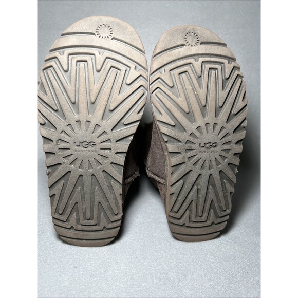 UGG Australia Bailey Triplet Shearling Tall Boots Size 5 Buttons Dark Brown - Picture 6 of 11